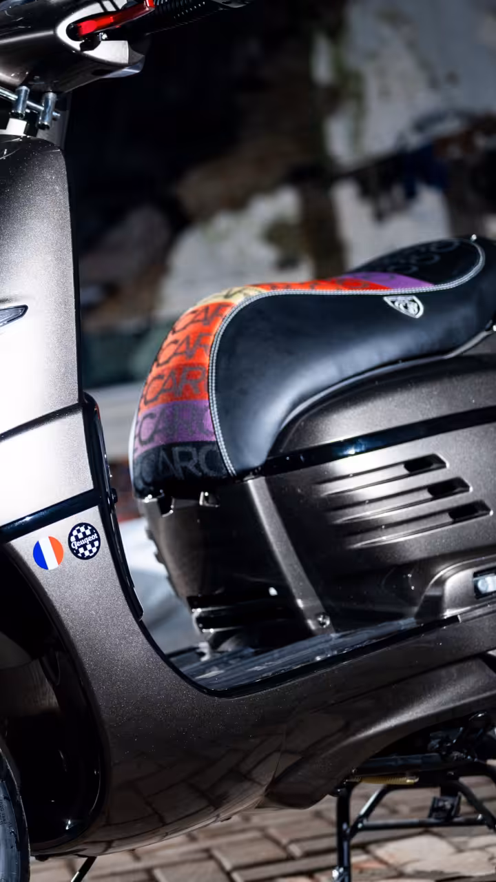 SATYA SEAT custom motorcycle seat and riding culture