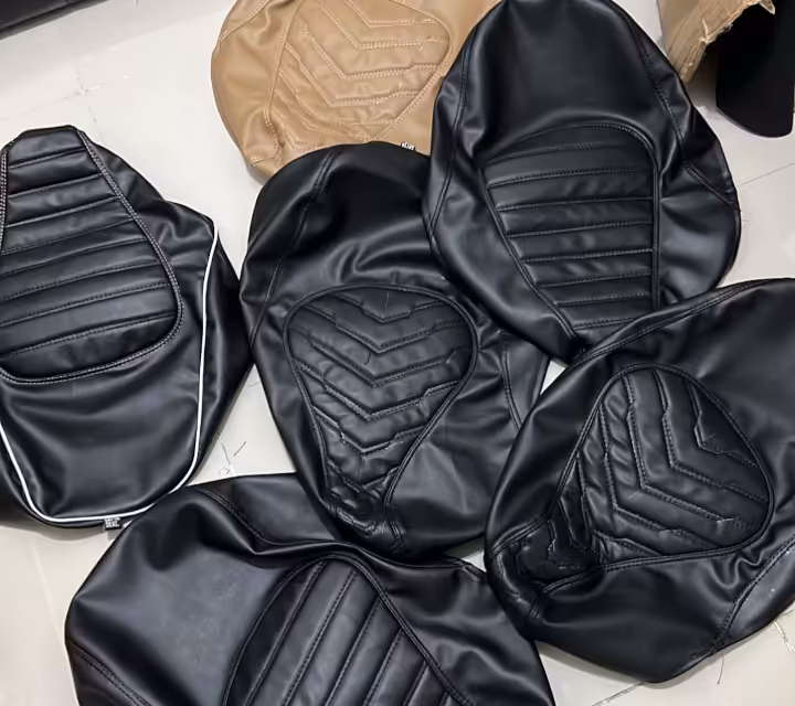 Shape Series Custom Vespa Seat